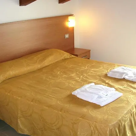 公寓 Casa Del Mar-1 By Interhome