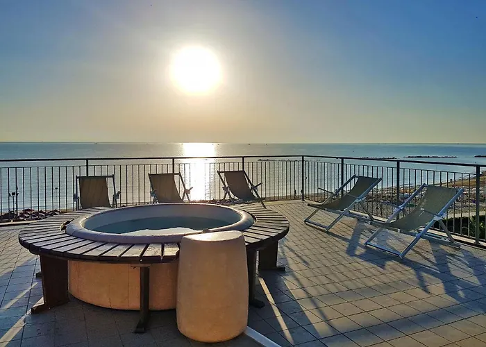 Lägenhet Casa Del Mar-1 By Interhome *